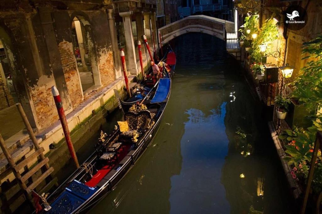 Ferienwohnung Piccola Dimora In Palazzo Storico Venedig Exterior foto